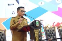 Gubernur Banten Andra Soni saat membuka Forum Konsultasi Publik Rancangan Awal RPJMD Provinsi Banten Tahun 2025 - 2029 di Pendopo Gubernur Banten. Foto: ist