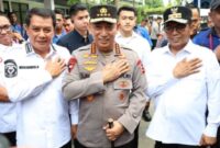 Gubernur Banten Andra Soni saat Mendampingi Kapolri Jenderal Polisi Listyo Sigit Prabowo. Foto: ist