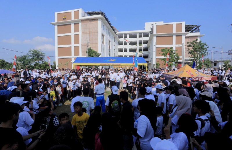 peringatan Hari Jadi ke-31 Kedaung Baru berlangsung penuh kebersamaan di Lapangan Rusunawa Kedaung Baru kota Tangerang. Foto: Ist