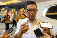Gubernur Banten Andra Soni mengingatkan seluruh kepala desa (kades) dan perangkat desa di wilayahnya untuk tidak melakukan flexing atau pamer harta di media sosial. Sikap tersebut dapat menimbulkan persepsi buruk dari masyarakat. Foto: Ist