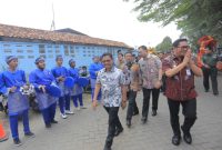 Wali Kota dan Wakil Wali Kota Tangerang Sachrudin-Maryono didampingi Forkopimda dan Kepala Disbudpar Boyke Urif Hermawan saat Pembukaan Festival Pintu Air 10 Kota Tangerang. Foto: ist
