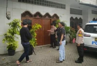 Tim Satreskrim Polres Metro Tangerang Kota berhasil mengungkap kasus pencurian dengan kekerasan yang menimpa seorang ibu rumah tangga di wilayah Neglasari. Foto: ist