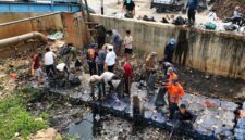 KORVE Bersama UPTD DAS Cidurian-Cisadane, DPUPR Kota Tangerang dan Banksasuci Bersihkan Sampah di Kali Ledug. Foto: TangerangPos