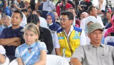 Plt. Kepala Balai Besar Wilayah Sungai (BBWS) Ciliwung Cisadane, Ahmad Victor Samodra saat mendengarkan Arahan Menko Infras, Agus Harimurti Yudhoyono. Foto: ist