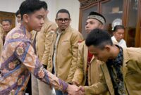 Wakil Presiden Gibran Rakabuming Raka saat menerima jajaran Pengurus Besar Ikatan Alumni Badan Eksekutif Mahasiswa (IKA BEM) Nusantara di Istana Wakil Presiden, Jakarta. Foto: ist