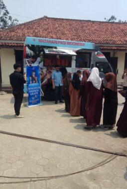 Sasar Pesantren yang Belum Terjangkau MBG, PW MPI Banten Gelar Makan Bahagia Gratis